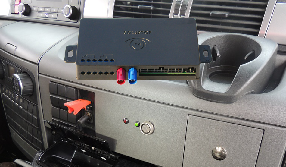 SX70 avec identification conducteur et bouton panique
